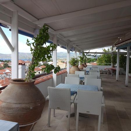 Remezzo Hotel & Studios Питагорио Екстериор снимка