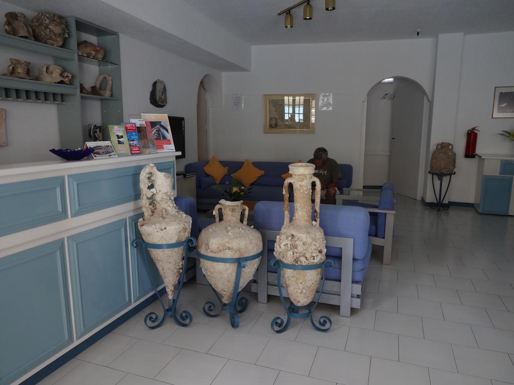 Remezzo Hotel & Studios Питагорио Екстериор снимка