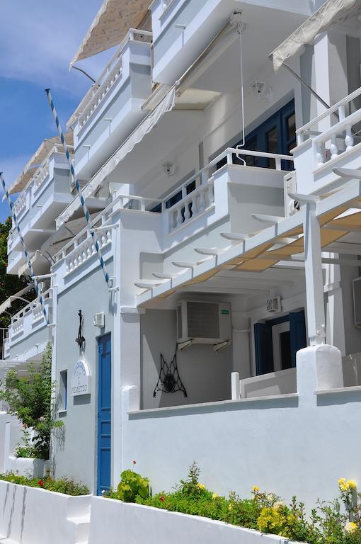 Remezzo Hotel & Studios Питагорио Екстериор снимка