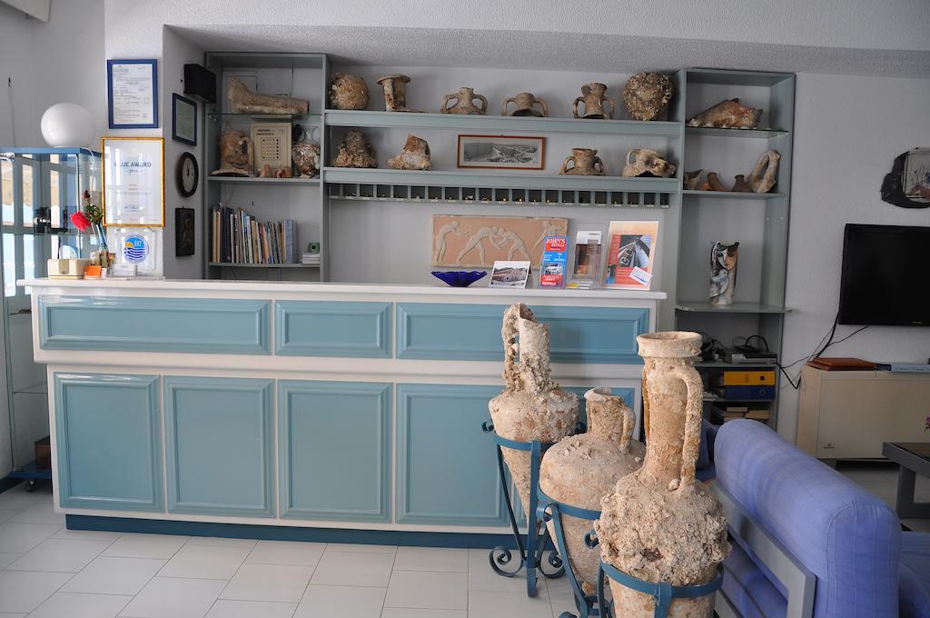 Remezzo Hotel & Studios Питагорио Екстериор снимка
