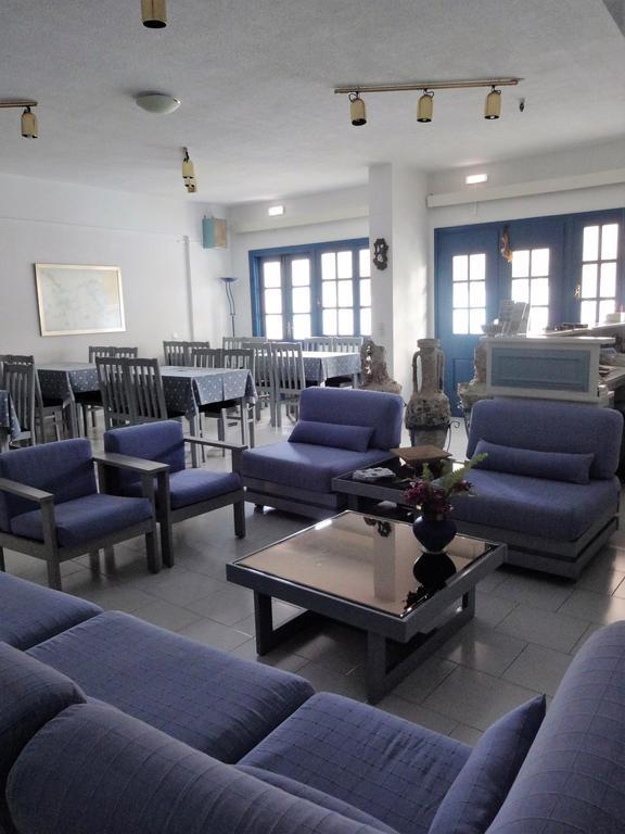 Remezzo Hotel & Studios Питагорио Екстериор снимка